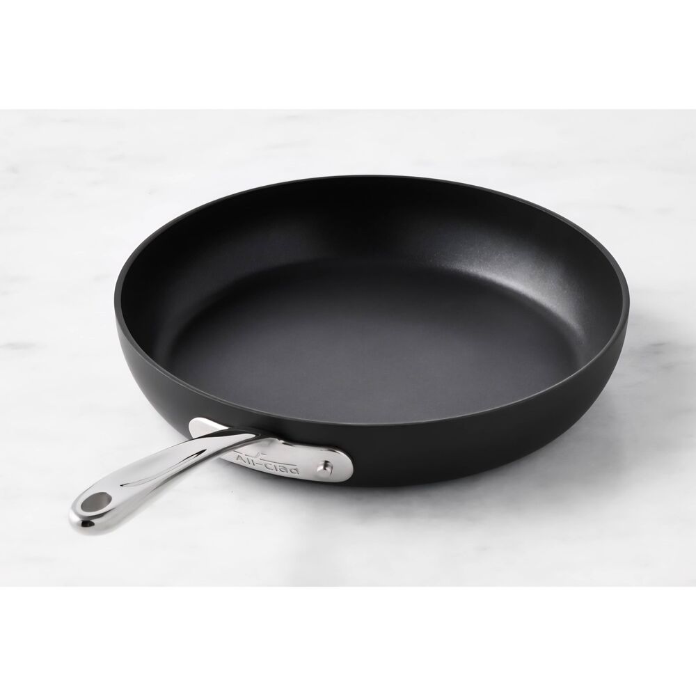 All-Clad Essentials Non-Stick 10.5" Fry Pan